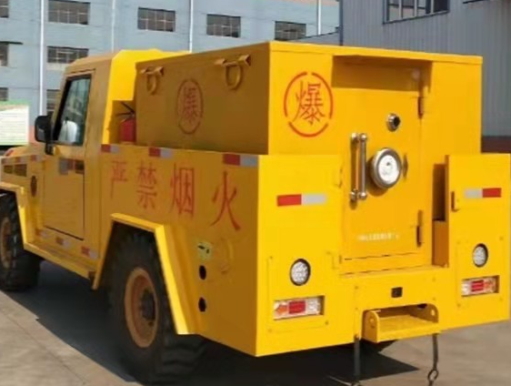 奉节凯龙爆破器材运输车：保障爆破任务的安全运行